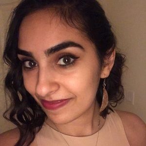 Meet your Posher, Avi